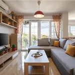 Popovic דירה פולה