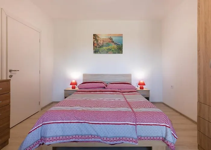 Popovic Apartamento Pula