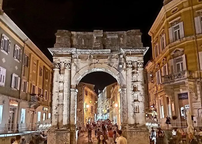 Apartamento Popovic Pula